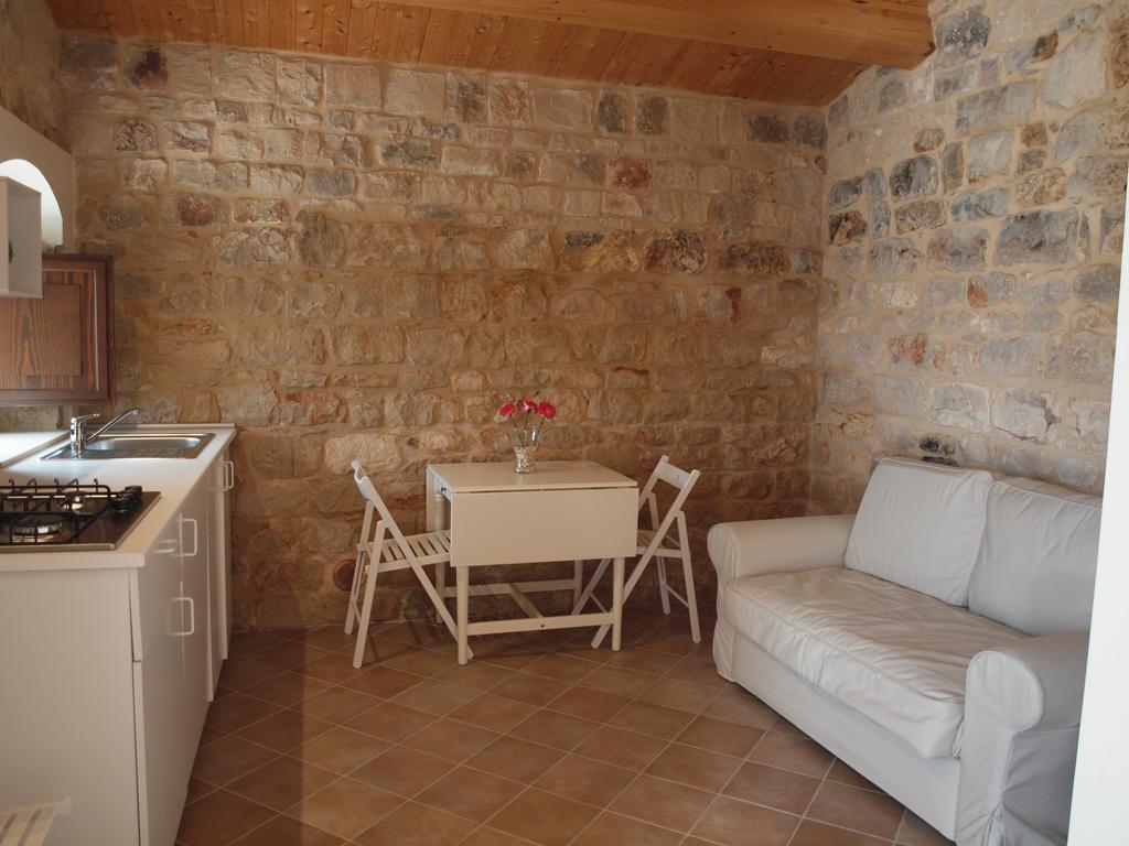 فيلا Casale Zappullaفي Agriturismo Ara المظهر الخارجي الصورة